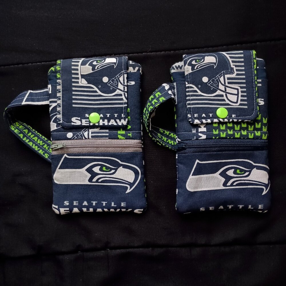 NFL Seattle Seahawks Football Team Wrist Wallet